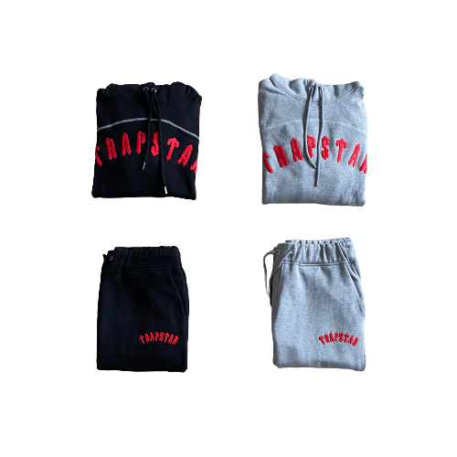 T TRACKSUIT – ARCH PANEL 2025