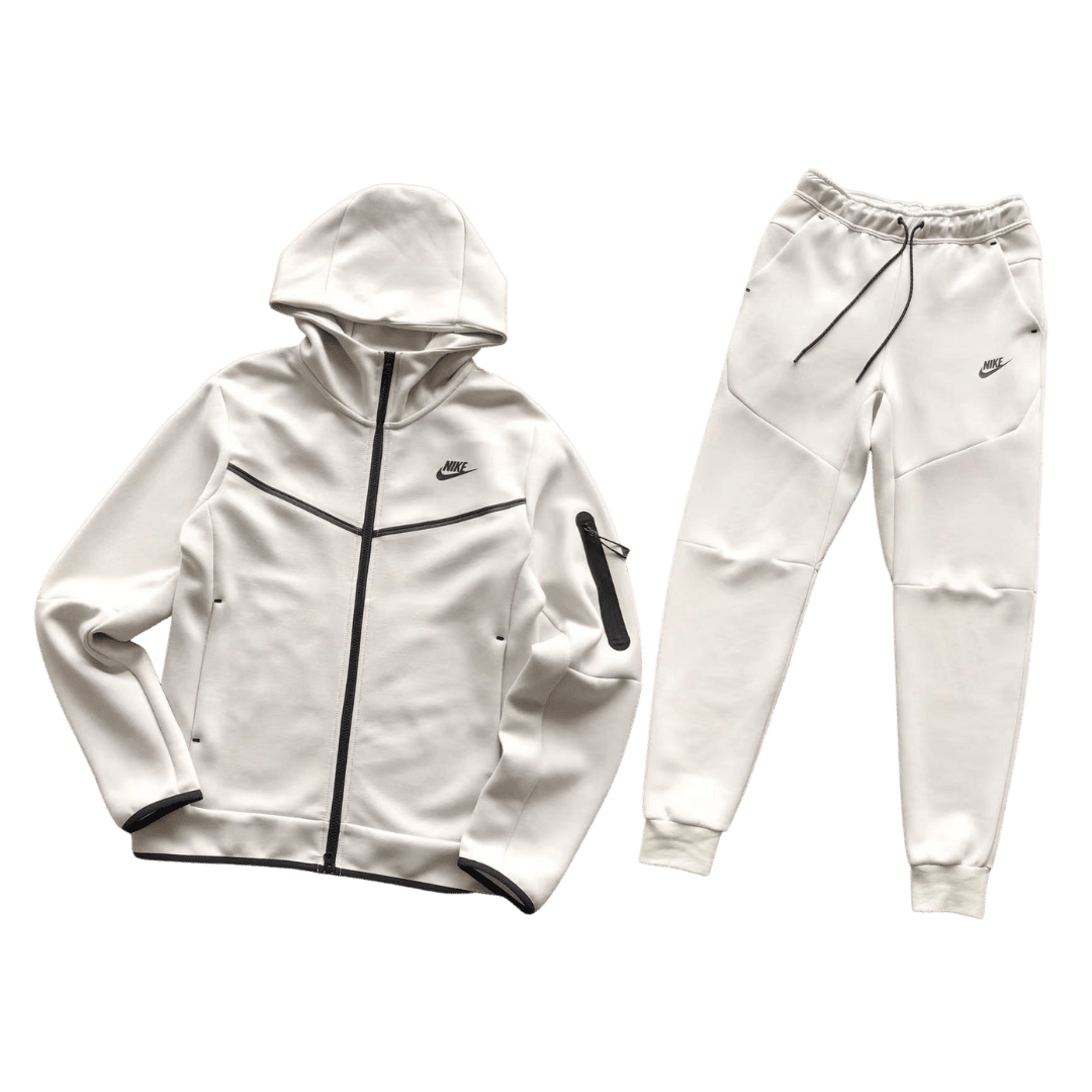 TECH FLEECE – WHITE CREAM 2025