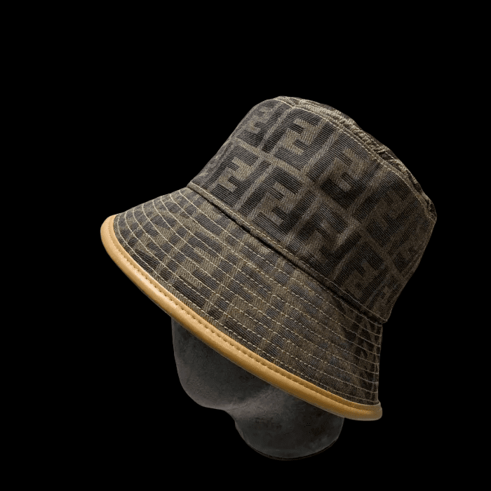 cappello Fendi 2025